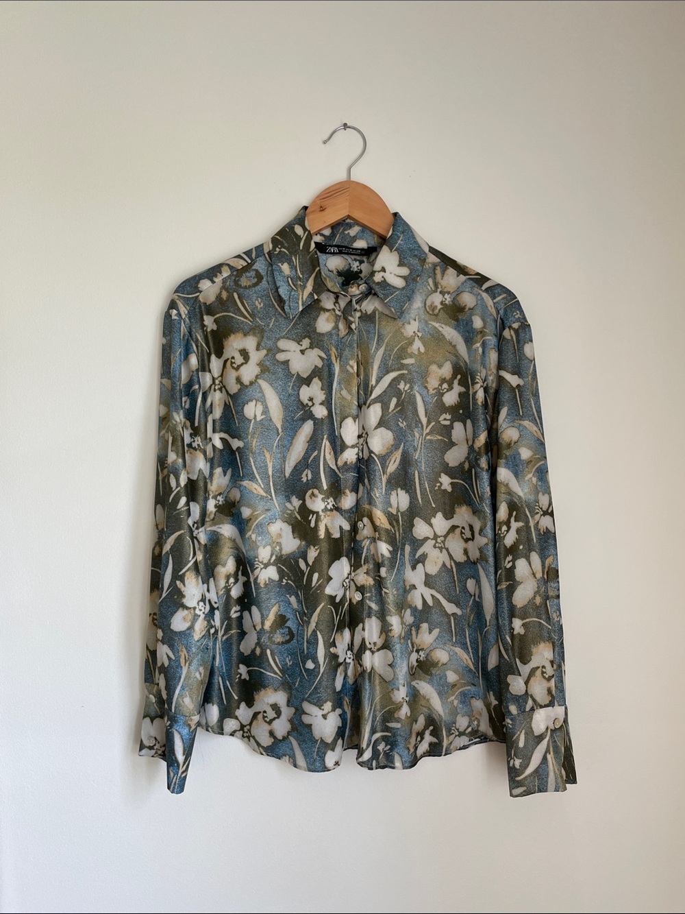 Zara Blue and Iridescent Gold Floral-Print Blouse